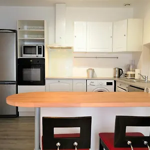 Appartement Des Halles - Gitesdesbalcons-com, Crémieu