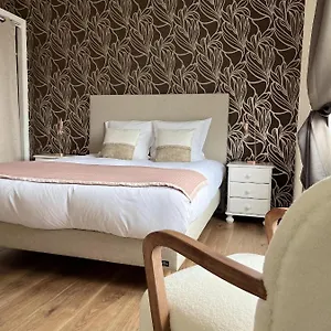 https://la-maison-de-louisette.inbrittany.com